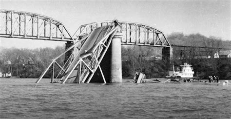 silver bridge collapse video